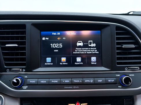 Used 2018 Hyundai Elantra Value Edition w/ Cargo Package image 18