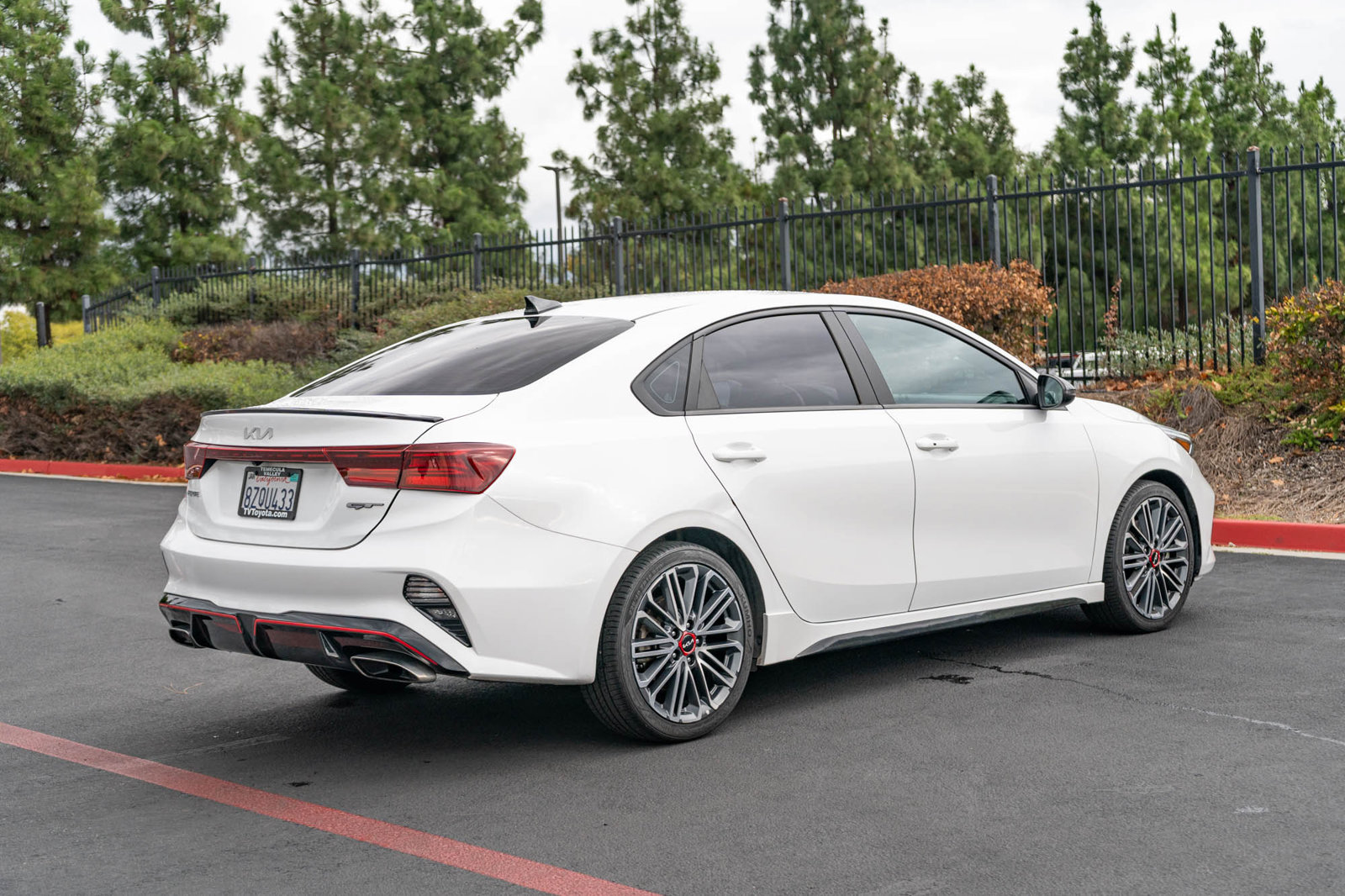 Used 2022 Kia Forte GT w/ GT Technology Package FWD image 9