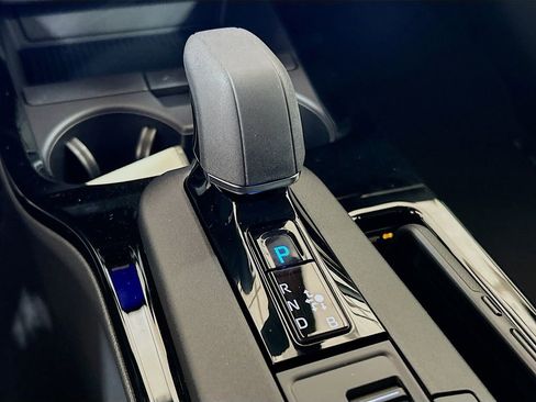 New 2026 Toyota Prius Plug-In Hybrid FWD image 14