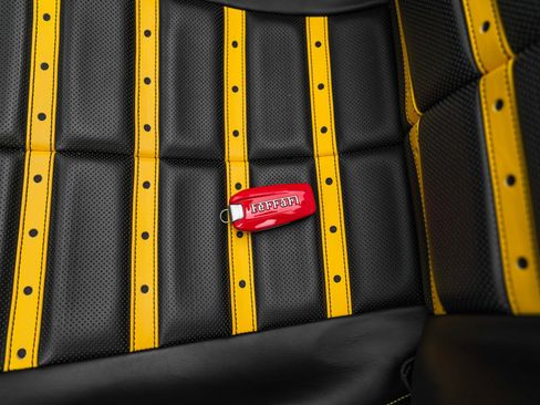 Certified 2023 Ferrari Portofino M image 27