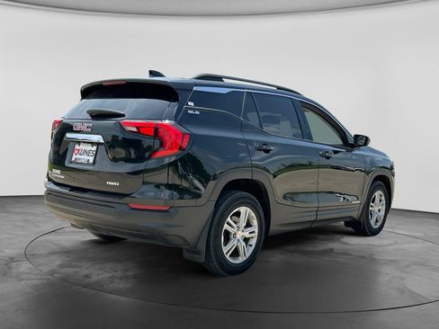 Used 2019 GMC Terrain SLE w/ Driver Convenience Package AWD/4WD image 9