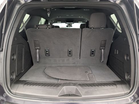 Used 2023 Chevrolet Tahoe LS image 13