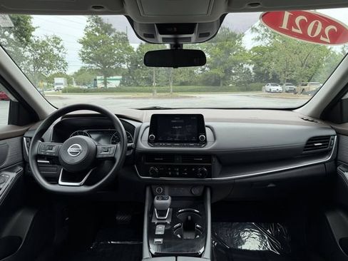 Used 2021 Nissan Rogue S FWD image 33