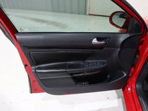 Used 2014 Volkswagen Jetta TDI FWD image 29