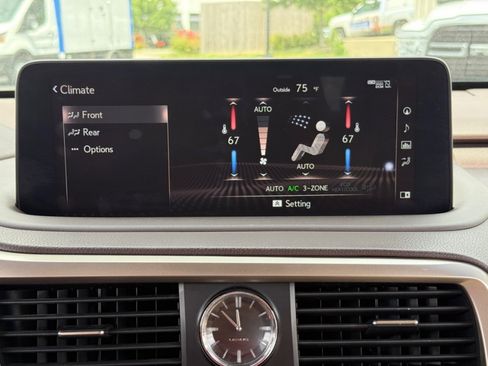 Used 2020 Lexus RX 450hL AWD w/ Premium Package image 16