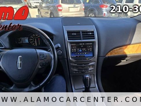 Used 2012 Lincoln MKX FWD image 40