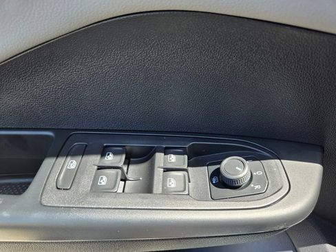 Used 2022 Volkswagen Taos SE FWD image 20