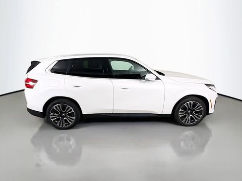 New 2026 BMW X3 xDrive30 w/ Premium Package image 8