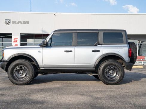 Used 2024 Ford Bronco Black Diamond image 2