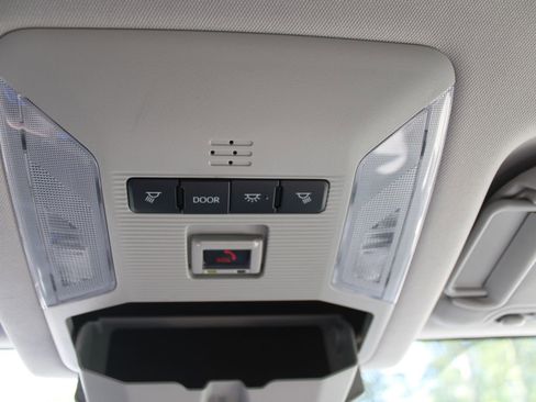 Used 2024 Toyota RAV4 XLE image 45