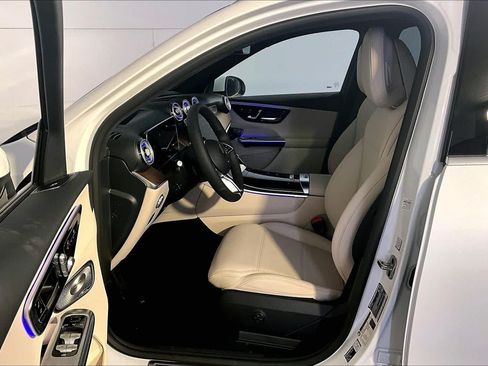 New 2026 Mercedes-Benz GLC 300 4MATIC image 13