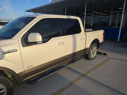 Used 2016 Ford F150 Lariat w/ Equipment Group 501A Mid