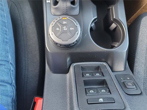 New 2025 Ford Bronco 4-Door image 22