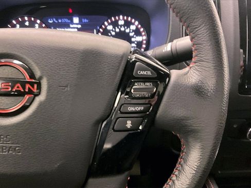 Certified 2022 Nissan Frontier PRO-4X w/ Technology Package image 18