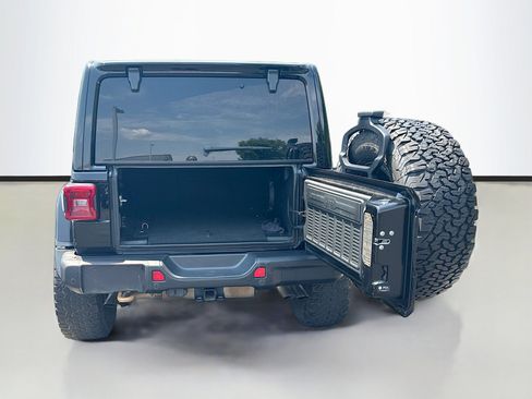 Used 2021 Jeep Wrangler Unlimited Rubicon w/ Dual Top Group AWD/4WD image 28