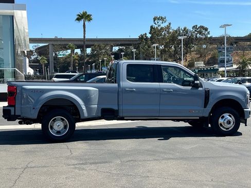 New 2026 Ford F350 Platinum AWD/4WD image 2