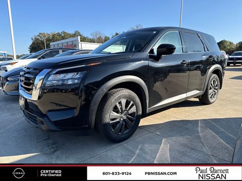 Certified 2023 Nissan Pathfinder S image 10