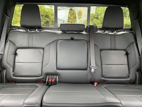 Used 2023 Chevrolet Silverado 2500 High Country w/ Z71 Off-Road Package image 41