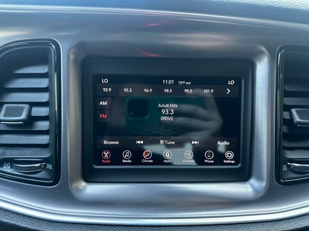 Used 2019 Dodge Challenger R/T w/ Driver Convenience Group RWD image 13