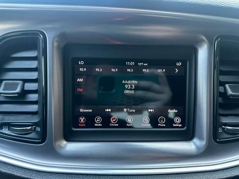 Used 2019 Dodge Challenger R/T w/ Driver Convenience Group RWD image 13