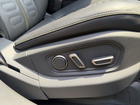 Used 2022 Rivian R1S Launch Edition AWD/4WD image 49