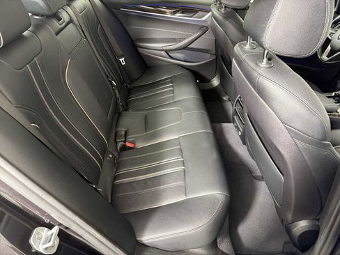 Used 2019 BMW 530i w/ Convenience Package image 13