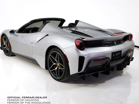 Used 2019 Ferrari 488 Pista Spider image 2
