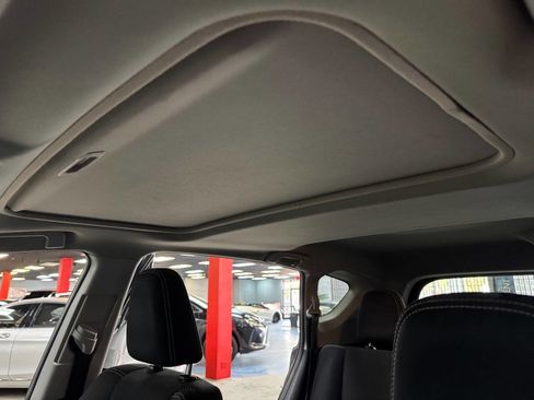 Used 2018 Toyota RAV4 XLE image 37