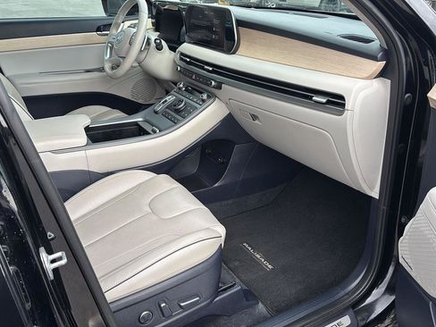 Used 2023 Hyundai Palisade Limited AWD/4WD image 27