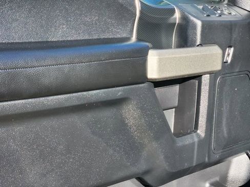 Used 2018 Ford F150 Raptor image 12