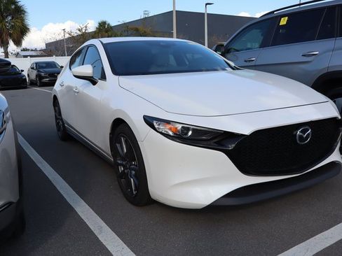 Used 2021 MAZDA MAZDA3 s image 1