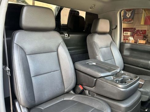 Used 2022 Chevrolet Silverado 2500 W/T w/ WT Convenience Package image 11