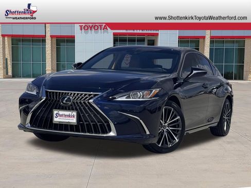 Used 2025 Lexus ES 350 w/ Premium Package FWD image 1