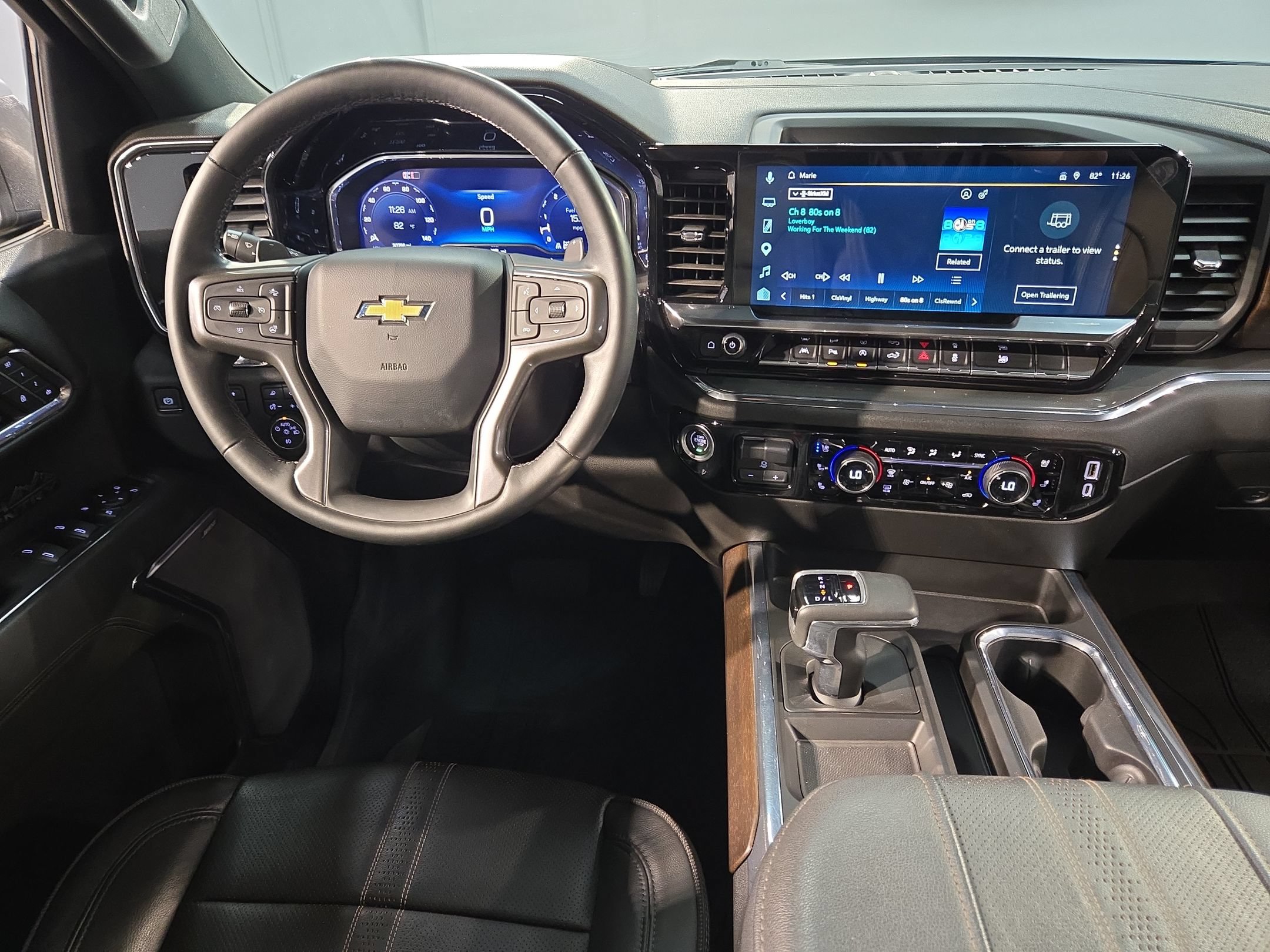Used 2024 Chevrolet Silverado 1500 High Country w/ High Country Premium Package AWD/4WD image 9