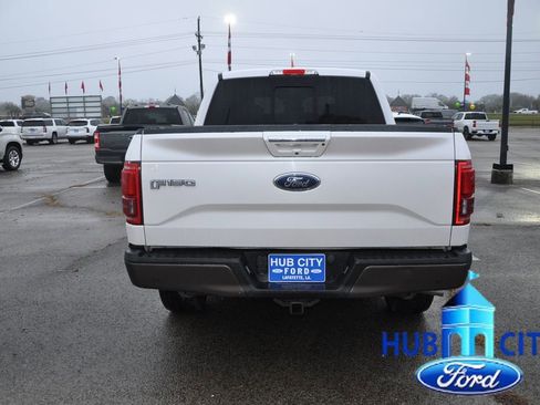 Used 2017 Ford F150 Lariat w/ Equipment Group 502A Luxury image 4