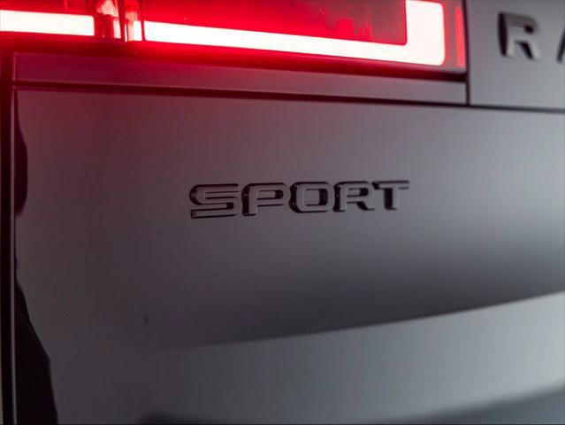 New 2026 Land Rover Range Rover Sport Dynamic SE AWD/4WD image 31