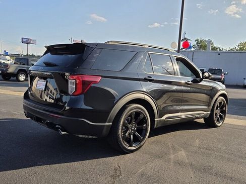 Used 2023 Ford Explorer ST-Line w/ Class IV Trailer Tow Package RWD image 7