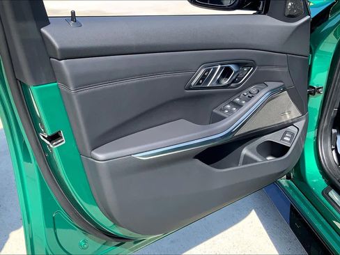 Used 2022 BMW M3 Competition w/ Executive Package image 26