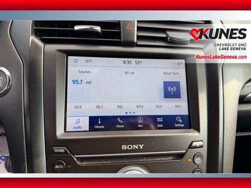 Used 2019 Ford Fusion Titanium image 29