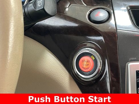Used 2016 Nissan Quest SV w/ Leather Package FWD image 5