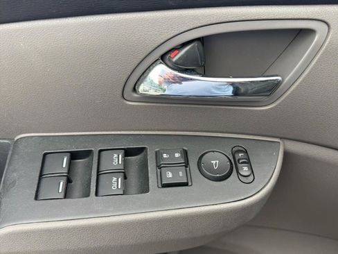 Used 2015 Honda Odyssey EX-L image 10