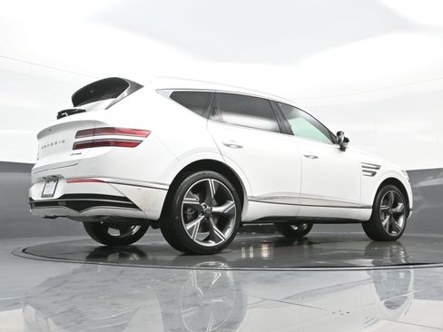 New 2025 Genesis GV80 3.5T Prestige image 17