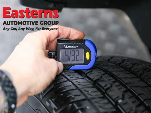 Used 2023 Chevrolet Colorado W/T RWD image 27