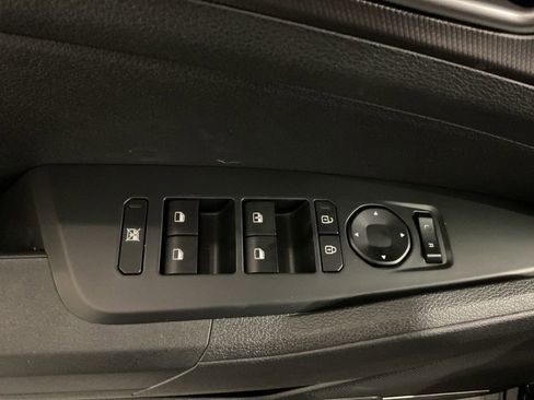 New 2026 Kia Sportage LX image 9