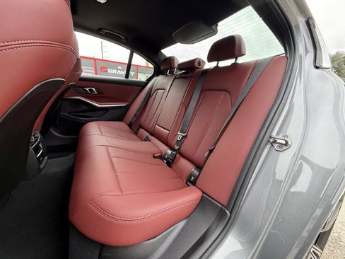 Used 2024 BMW 330i xDrive Sedan w/ Convenience Package image 11