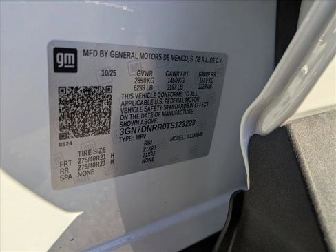 New 2026 Chevrolet Equinox EV LT AWD/4WD image 20