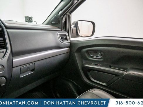 Used 2021 Nissan Titan PRO-4X w/ Pro-4x Utility Package image 16
