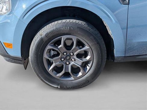 Certified 2022 Ford Maverick XLT image 9