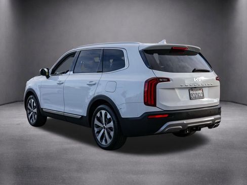 Used 2022 Kia Telluride EX w/ EX Premium Package image 7