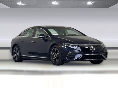 Certified 2023 Mercedes-Benz EQS 580 4MATIC Sedan image 5